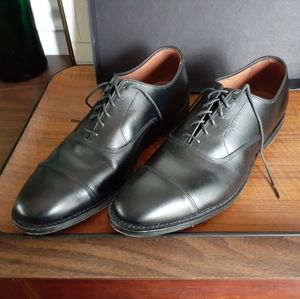 Allen Edmonds "Park Avenue " black shoes